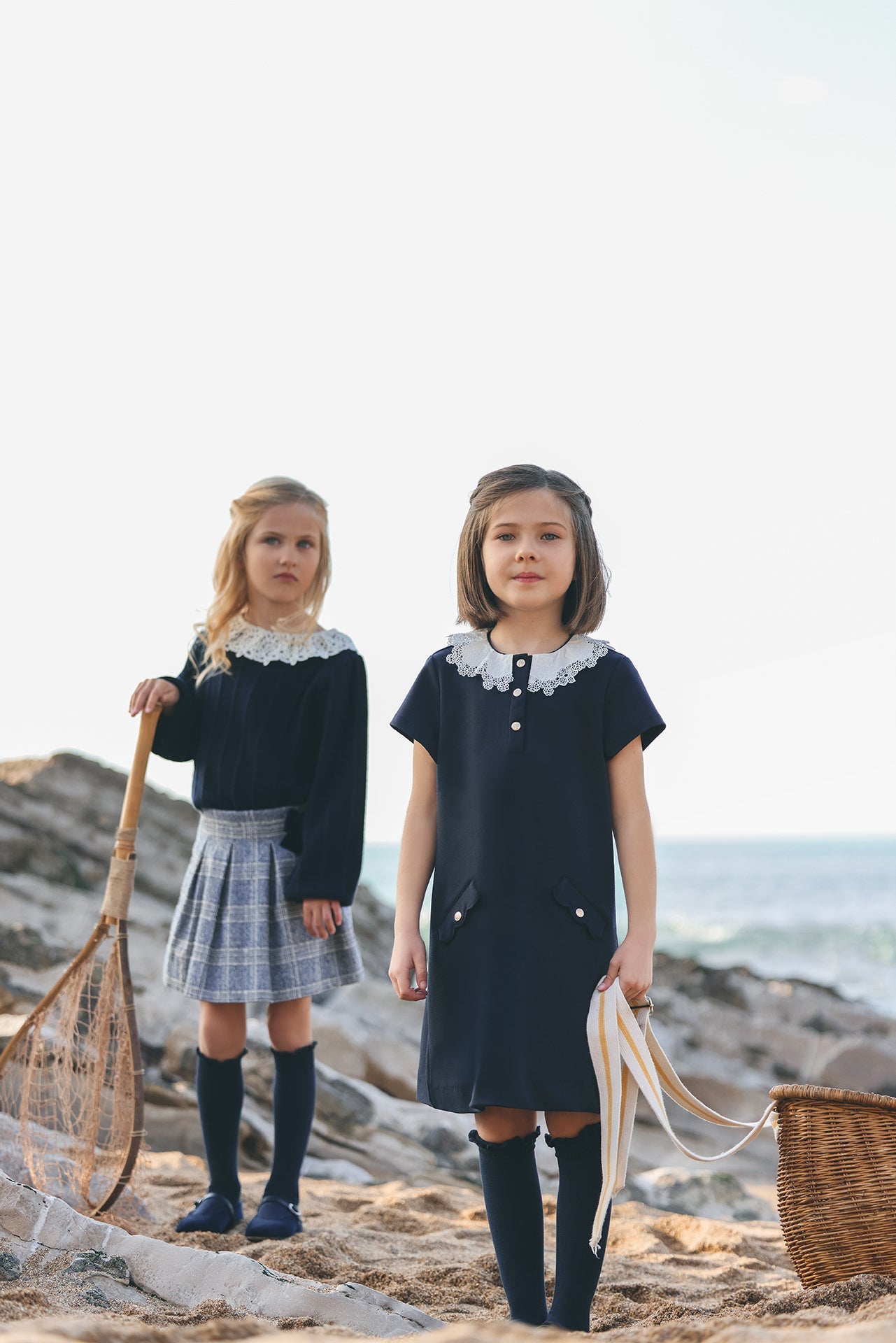 DRESS Navy Ruffled collar