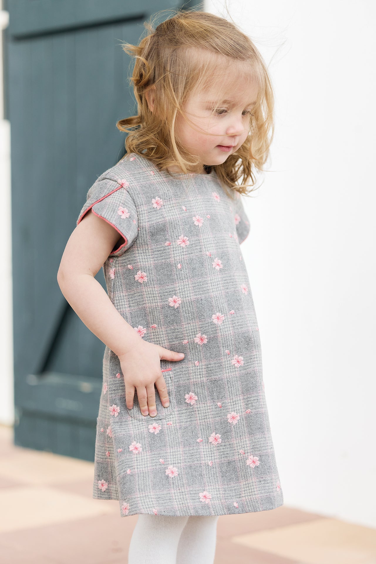 DRESS Grey flower
