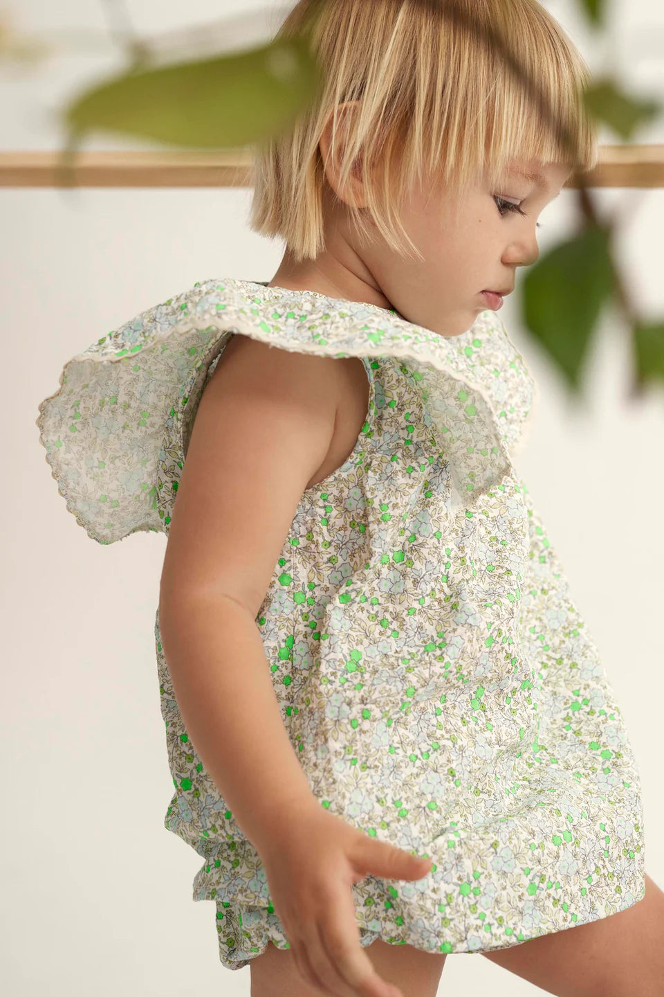 FULL FLORAL DRESS IN NEON GREEN